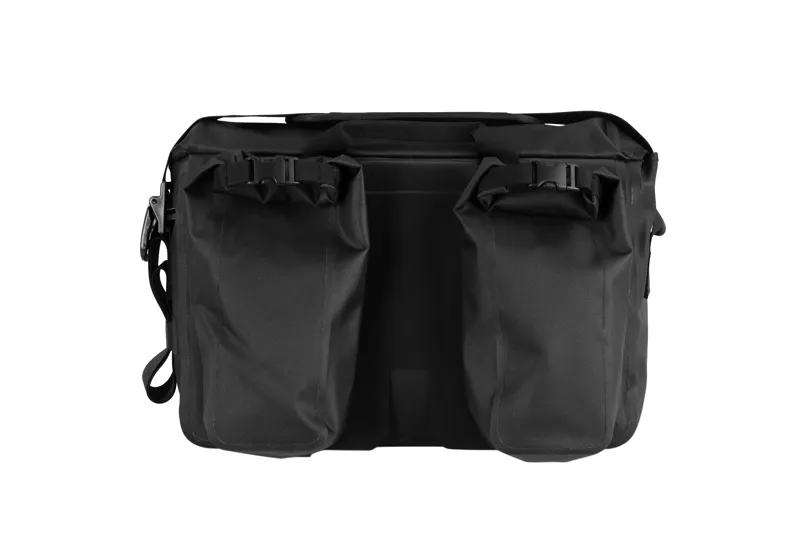 Brompton Metro Large Waterproof Bag Large in Black-2